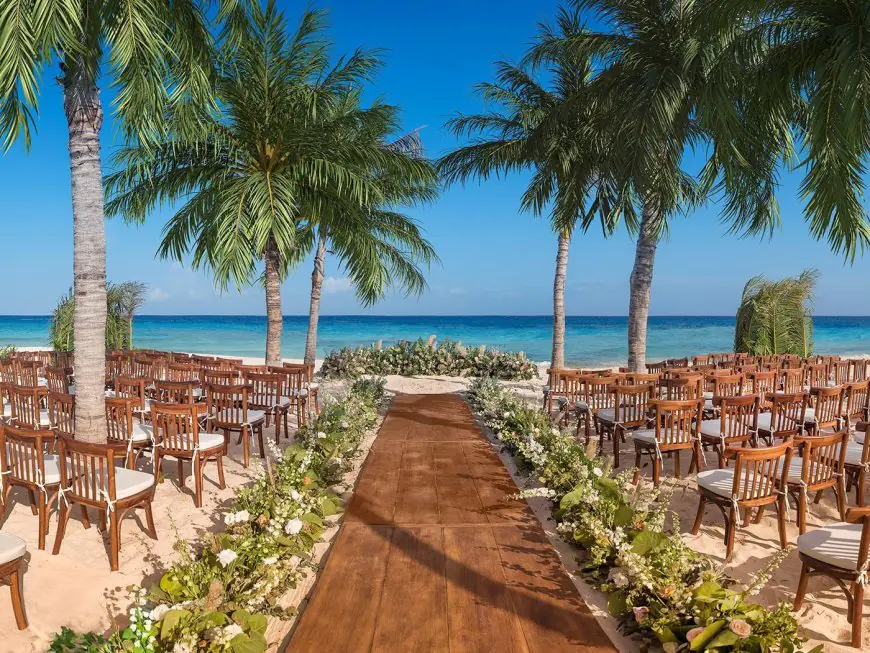 Crafting Unforgettable Experiences at Jamaica's Wedding Resorts