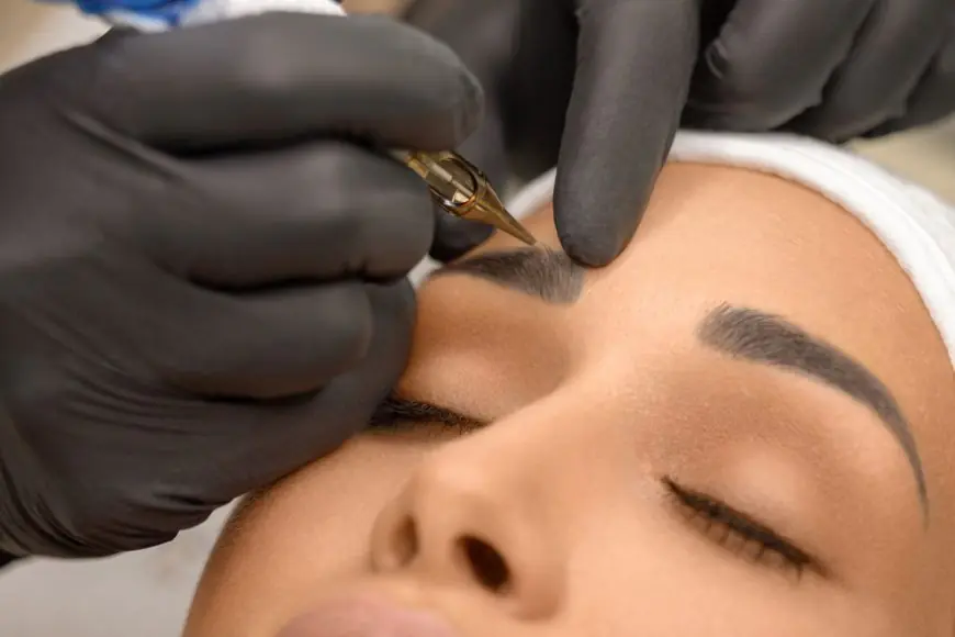 Get to Know About The Complete Procedure of Microblading Eyebrows