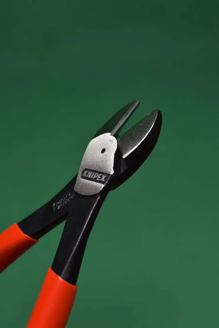 Bolt Cutters: Unveiling the Power and Versatility